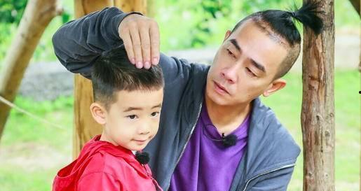 应采臣爆料陈小春的视频,揭秘明星幕后生活瞬间 第3张 应采臣爆料陈小春的视频,揭秘明星幕后生活瞬间 第3张